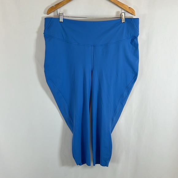 NWOT / Lululemon Base Pace High-Rise Crop 23" - Picture 6 of 9